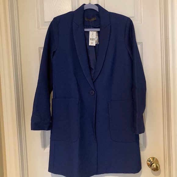 Suzy Shier Jackets & Blazers - Lined thigh length jacket